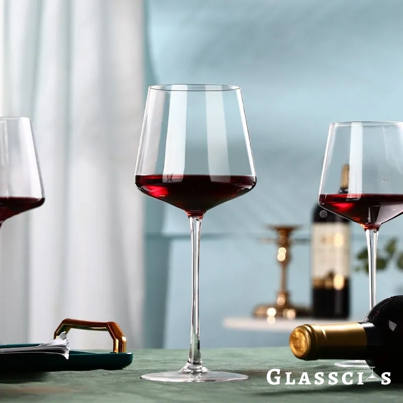 Modern crystal stemware with angular design