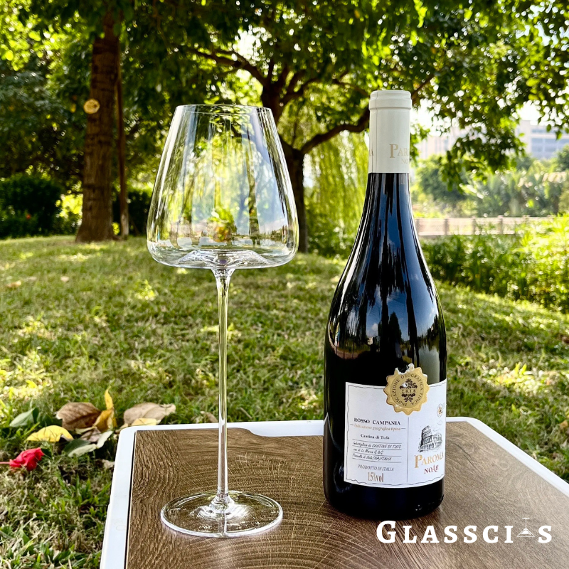 ultra thin flat bottom wine glass with stem