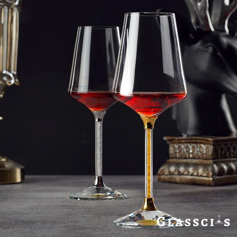Charlotte Gold Foil Wine Glass