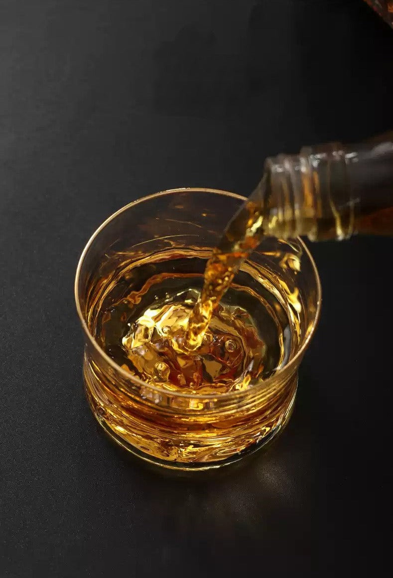 There’s a gold mountain glassware by Glasscias
