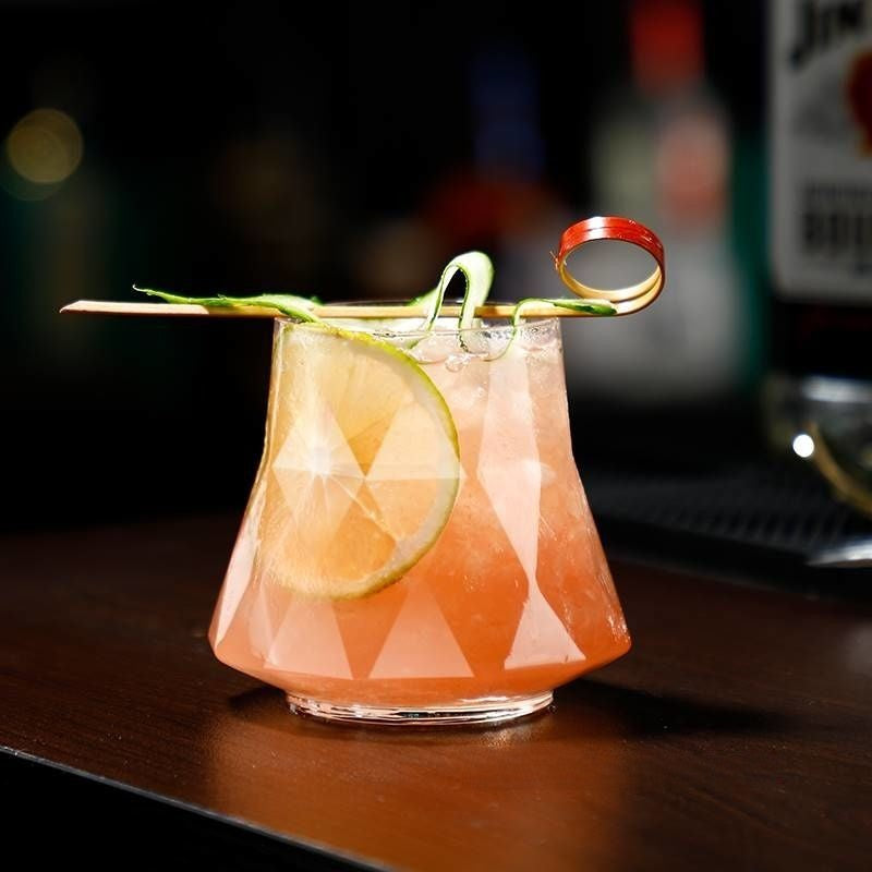hand blown cocktail glass with diamond cutting design