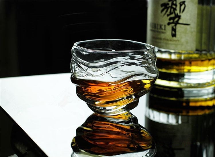 Unique cloudlike whiskey glass by glasscias