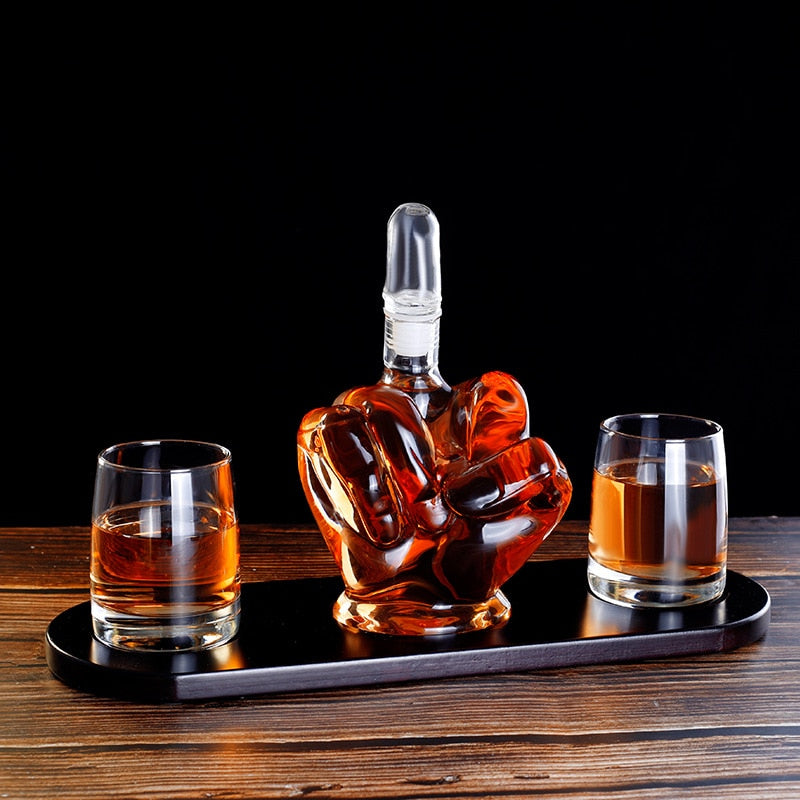 Glasscias's humorous decanter sets