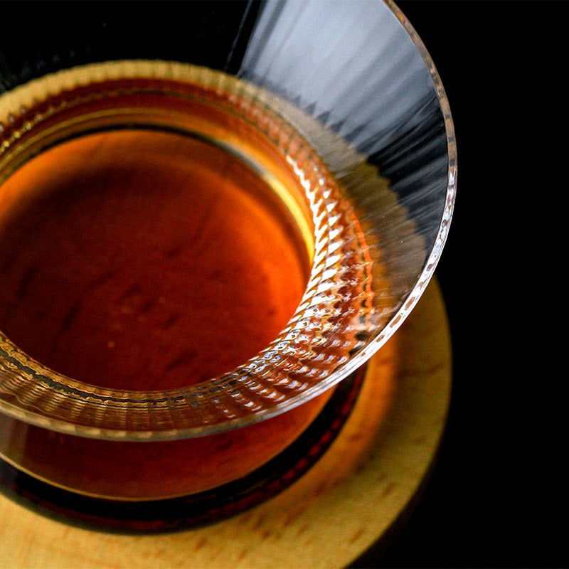 close up of a spin whiskey glass | Glasscias