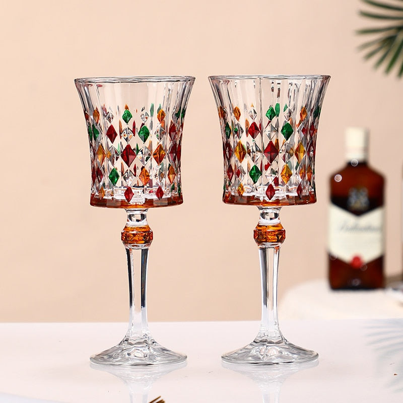 Diamond-patterned Murano wine glass with vibrant colors