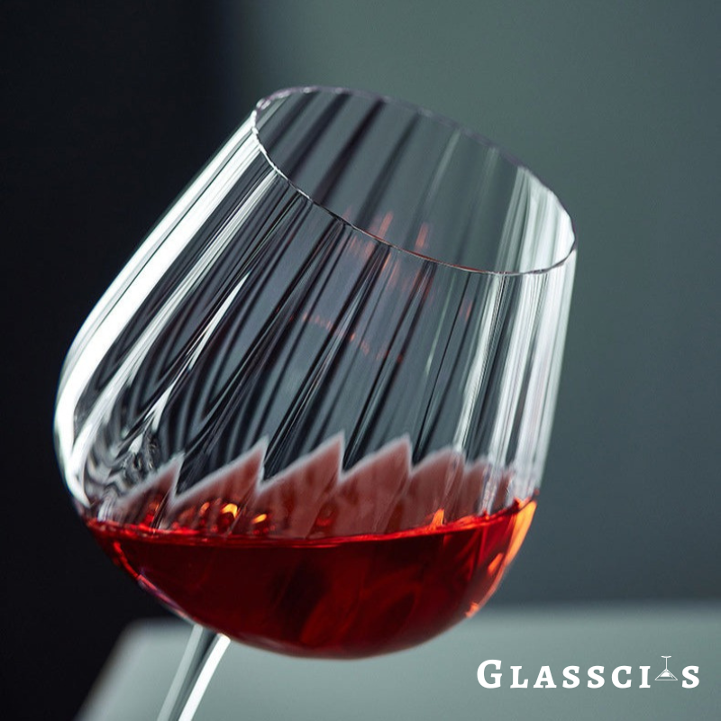 thin rim ribbed wine glass for seamless sensation
