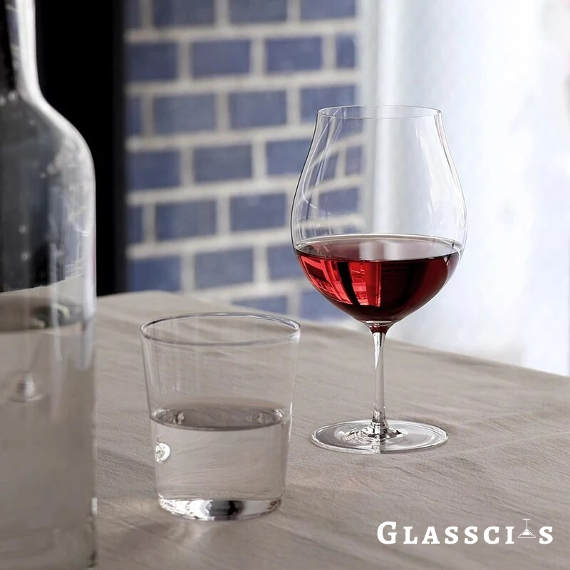 Kimura style short stemmed wine glass