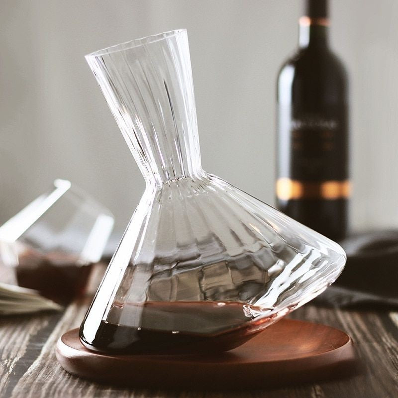 Diamond design rotatable decanters for wine lovers