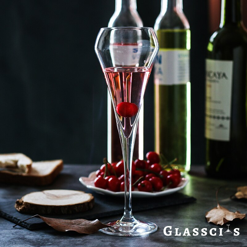 unique curve champagne glasses for enthusiasts
