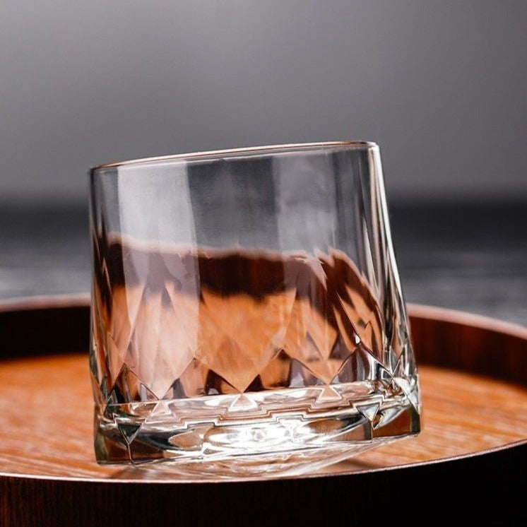 Premium whiskey glass that combines beauty and interactive spinning feature