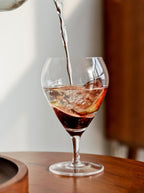 Minimalistic short stem glass for bubbly