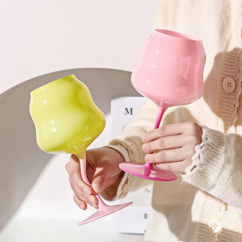 Creamy Macaron Wine Glass