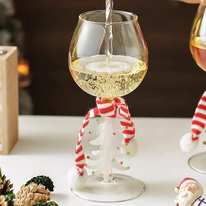 Tree-mendous Christmas-themed wine glass