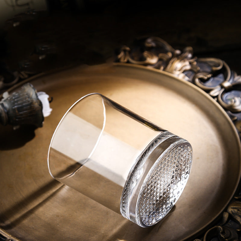 clean and simple crystal rocks glass design