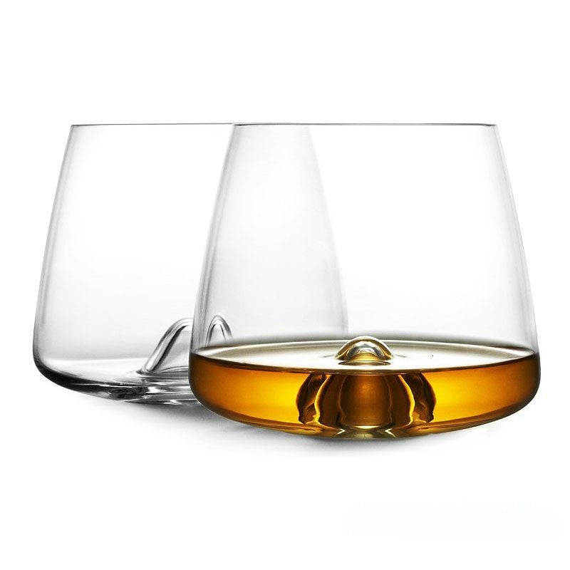 Minimalist Whiskey Peaks Glass