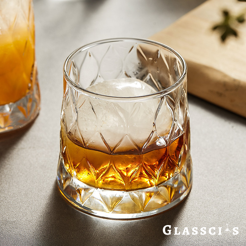 old fashioned whiskey glasses with diamond design