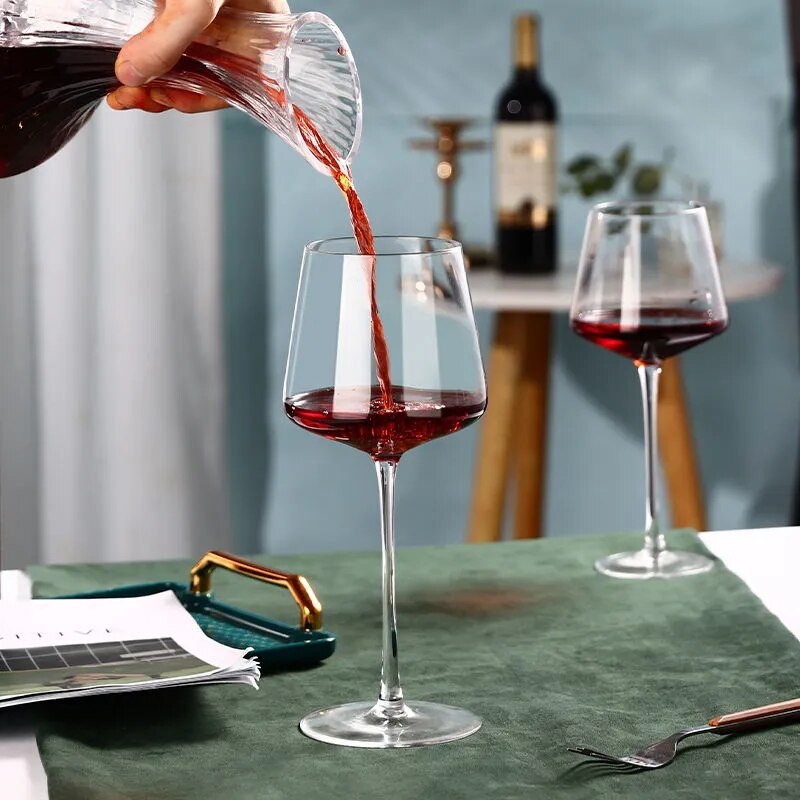Best universal wine glass for modern homes