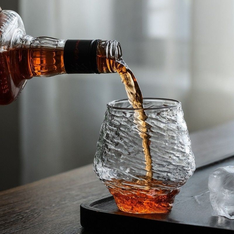 Cool whiskey glass with hazy snow design