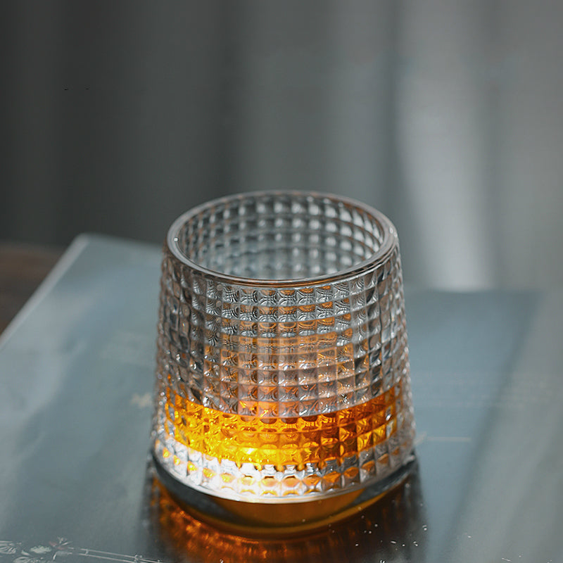Distinctive cube grid design on the Rocking Whiskey Glass