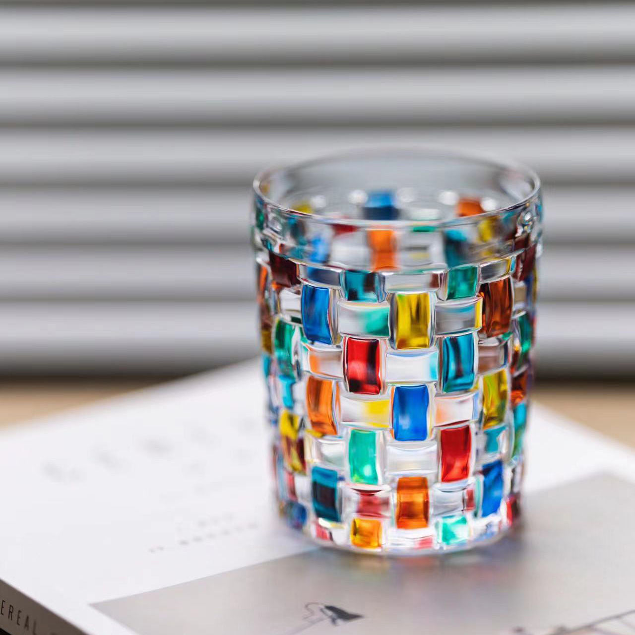 Artisanal hand painted whiskey glass | Glasscias