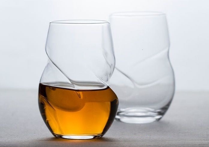 Twisted luxurious whiskey glass by Glasscias