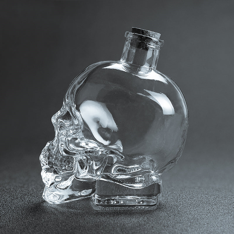 doomed crystal skull perfect halloween decanter