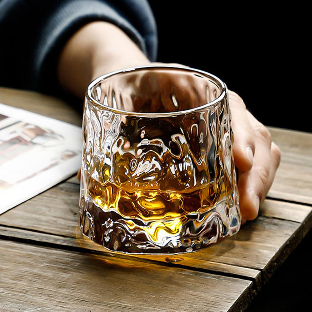 modern whisky glasses with rotating functions and luxury design | Glasscias