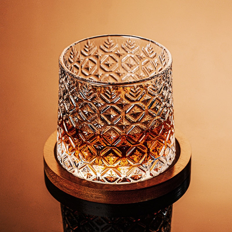 Glasscias rocking whiskey glass with intricate snowflake design