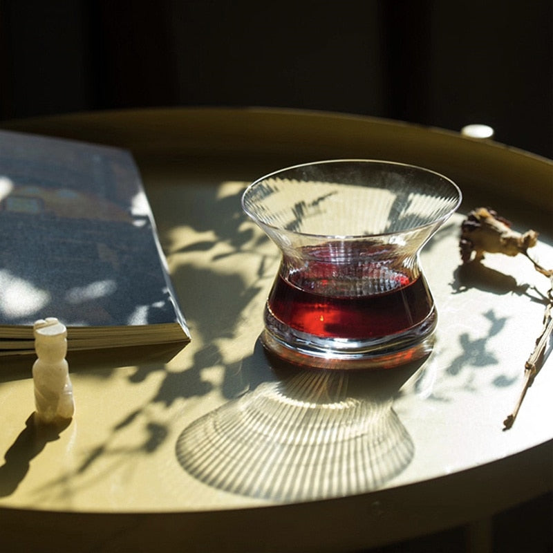 Japanese spin glass under sunlight | Glasscias