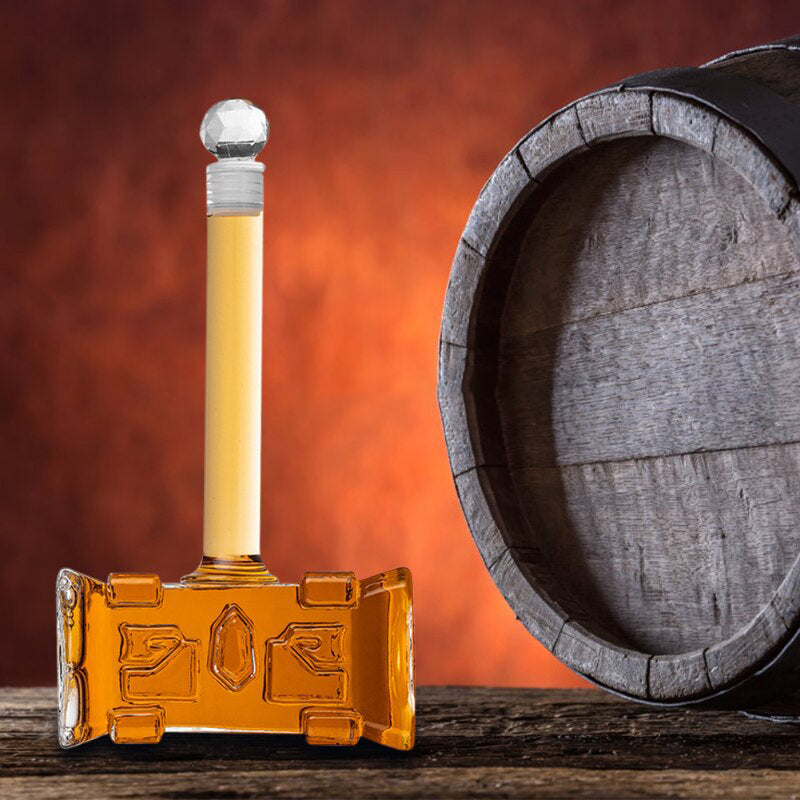 Thor's Mjölnir whiskey decanter by Glasscias