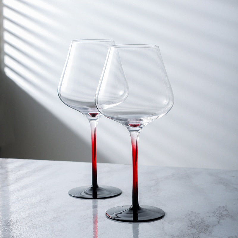 Exclusive hand blown wine glasses by Glasscias