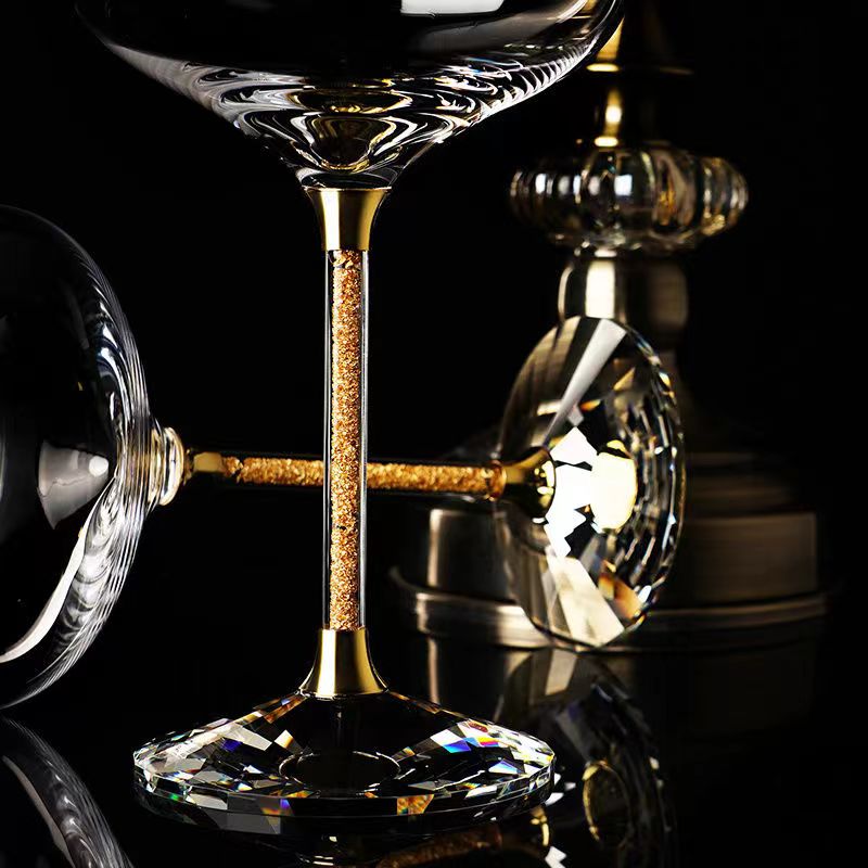 Luxurious fancy wine glass designs by Glasscias