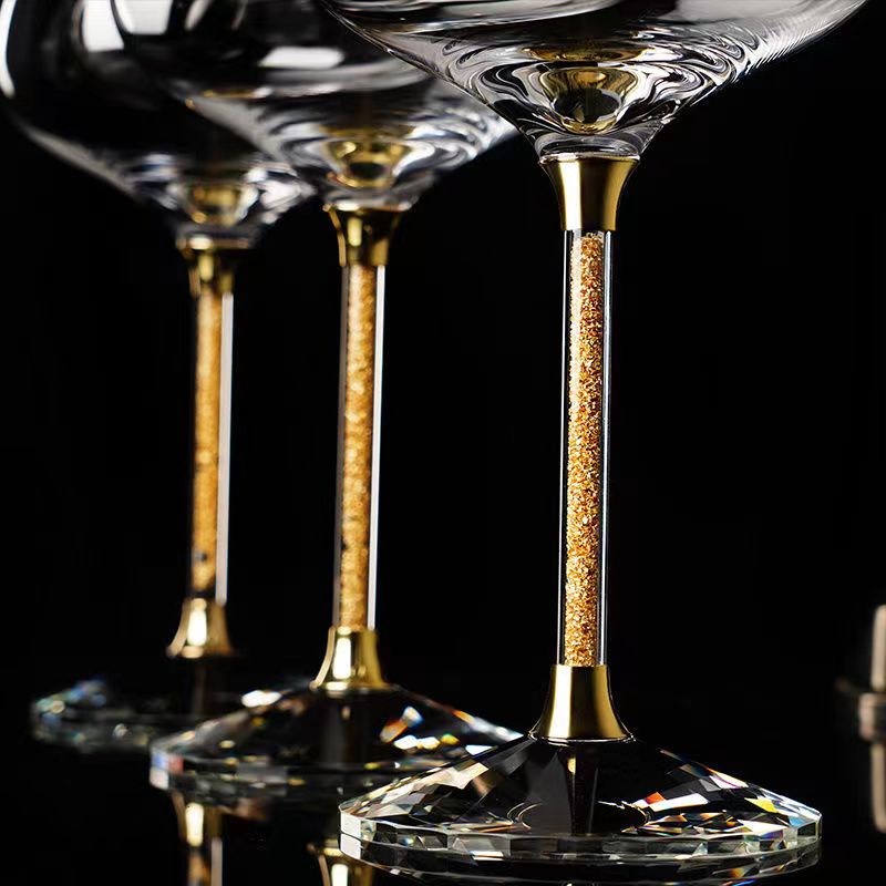 Gold stem wine glasses for luxury events