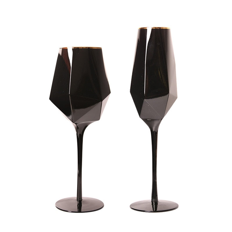 diamond shaped wine glasses in black color