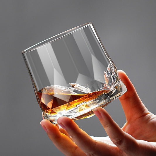 Luxurious Diamond Cutting Rocking Whiskey Glass with spinning base