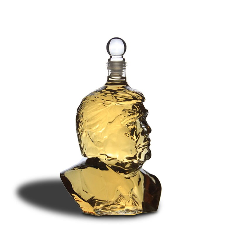Trump head whiskey decanter by Glasscias