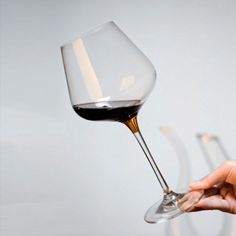 Luxury burgundy wine glass | Glasscias