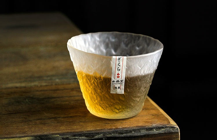 Whiskey glass with narrowing design inspired by First Snow